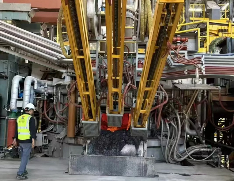 EAF Oxygen Manipulator